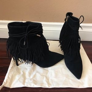 Very beautiful black ankle boots